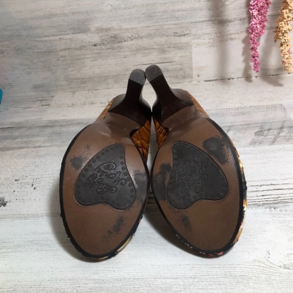Naughty Monkey Heels size 8.5- - Picture 5 of 6
